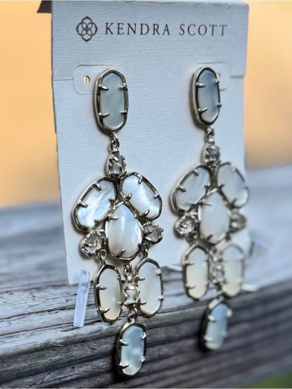 Kendra Scott Kyra Statement Earrings Ivory MOP Silver Rare HTF Vintage - Picture 5 of 5